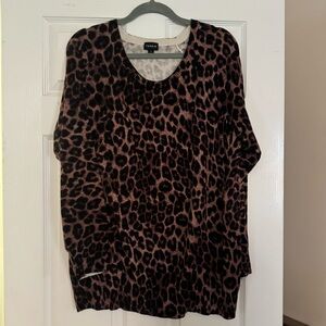 Torrid Animal print sweater size 2